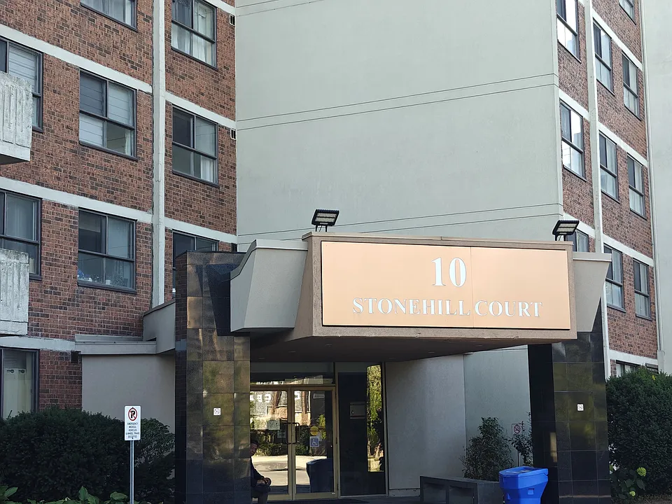 10 Stonehill Ct #1412