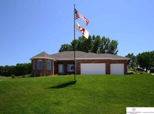 1237 Fairway Cir, Ashland, NE 68003