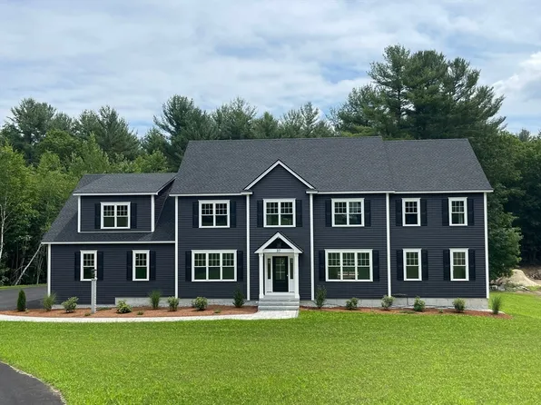 37 Paugus Trl, Groton, MA 01450