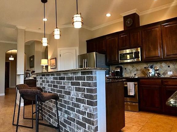 4th image of 1410 Millcreek Trl