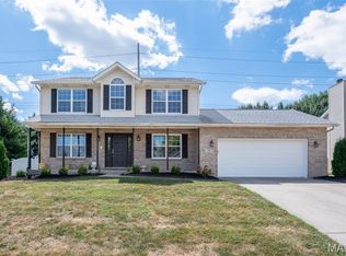 980 Clemson Ave, Fairview Heights, IL