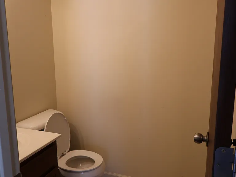 1427 Sycamore St #1 — Photo 8