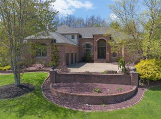 6238 Cobblestone Dr, Erie, PA 16509
