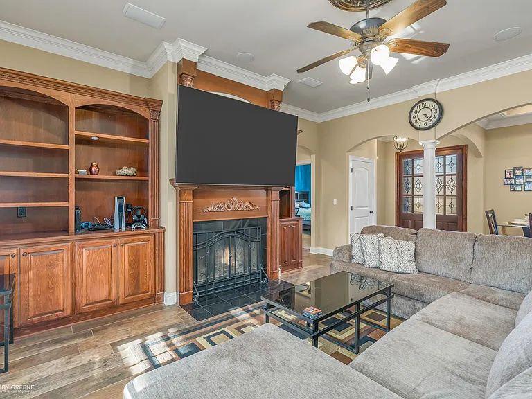 4425 Ellis Ct — Photo 21