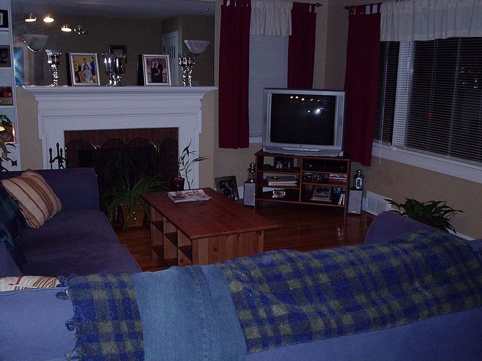 2nd image of 785 Wilbur Ave