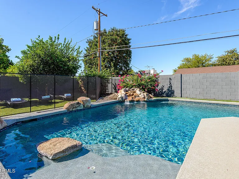 4514 N 35th Pl — Photo 41