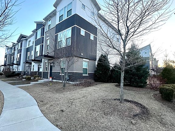 2nd image of 4158 Irving Rd