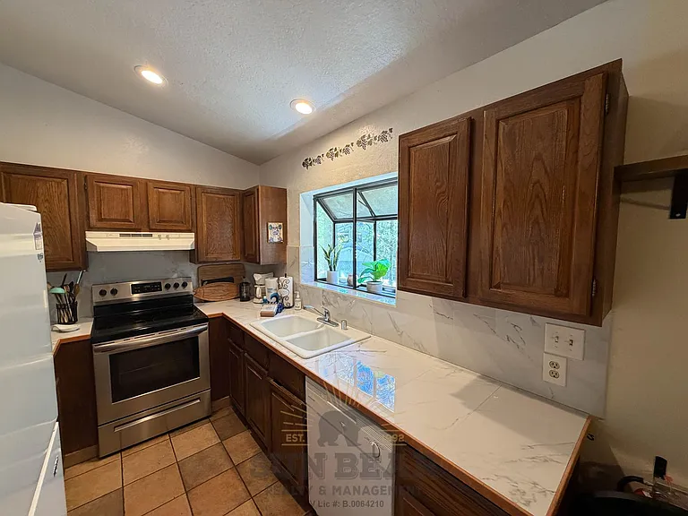 833 McCourry Blvd — Photo 6