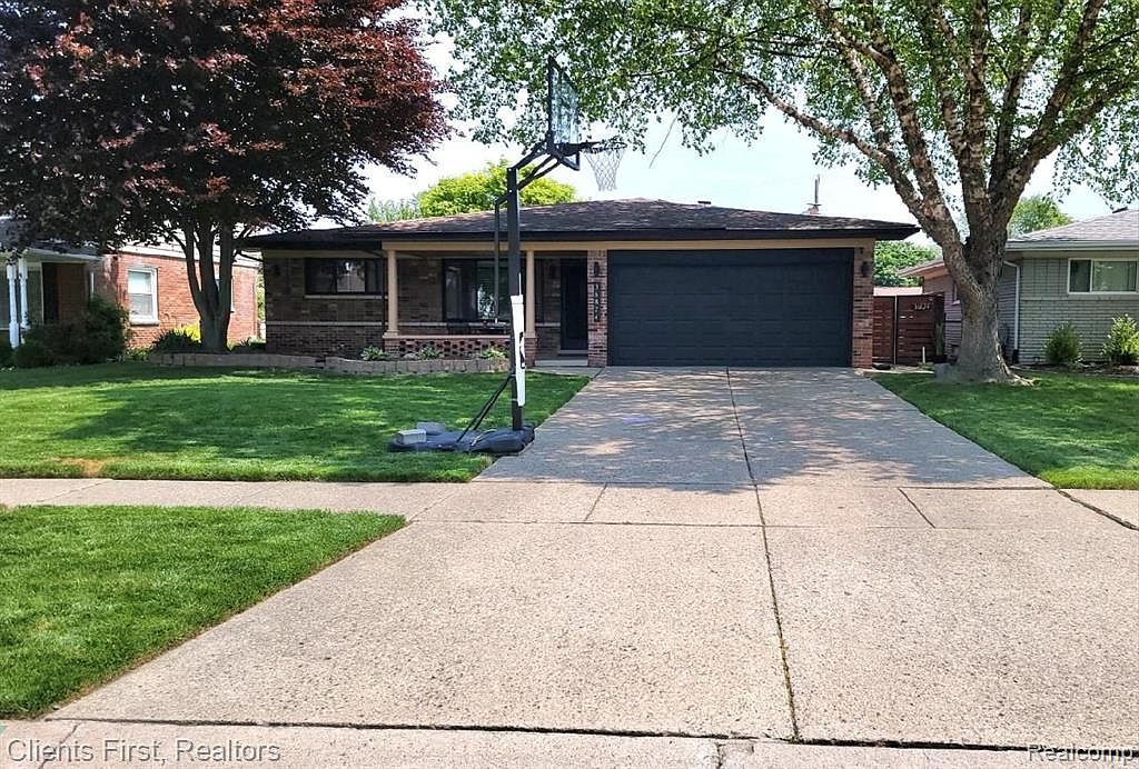 36824 Manning Ct, Sterling Heights, MI 48312 Zillow
