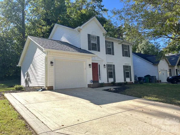 5326 Groveton Ct, Charlotte, NC 28269