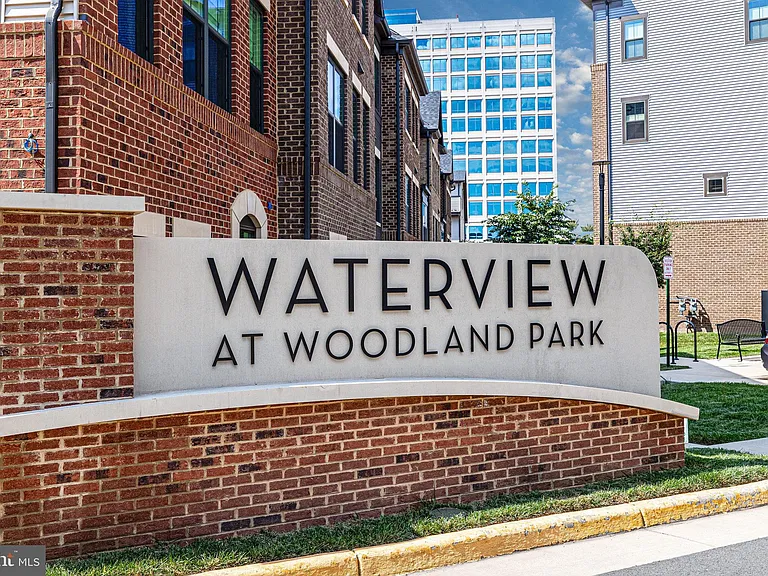 2335 Water Promenade Ave — Photo 67