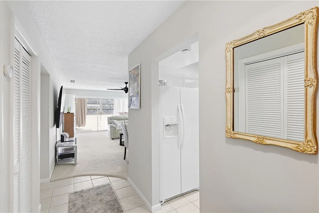 2 bed, 1400 sqft, $1,800 — Photo 2
