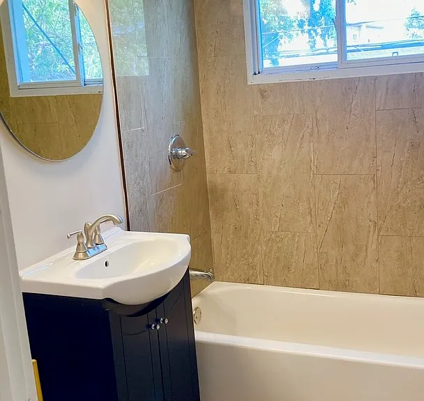 710 W Ridge Rd — Photo 10