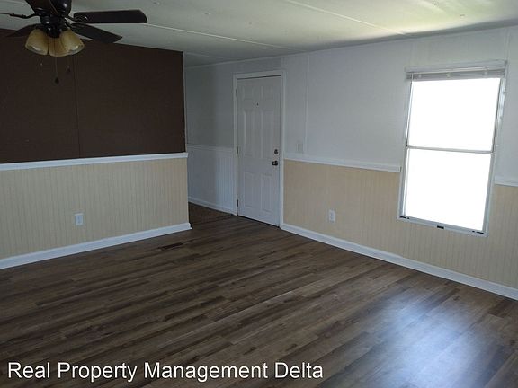 3rd image of 1716 E Market Ave Lot 6
