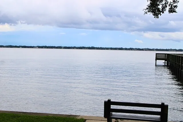 Tranquil Waterfront Living