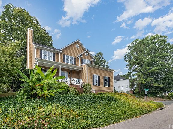 2nd image of 4800 Royal Troon Dr