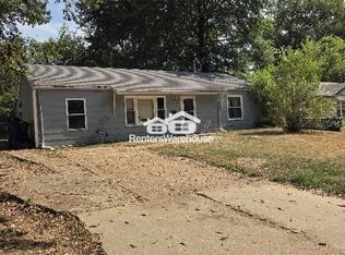 9732 Vickie Pl, Saint Louis, MO 63136