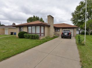 1934 Mars Ave, Racine, WI 53404