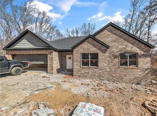 8 Greenodd Dr, Bella Vista, AR 72714
