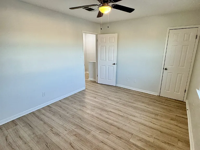 8003 Beach Dr #A — Photo 14