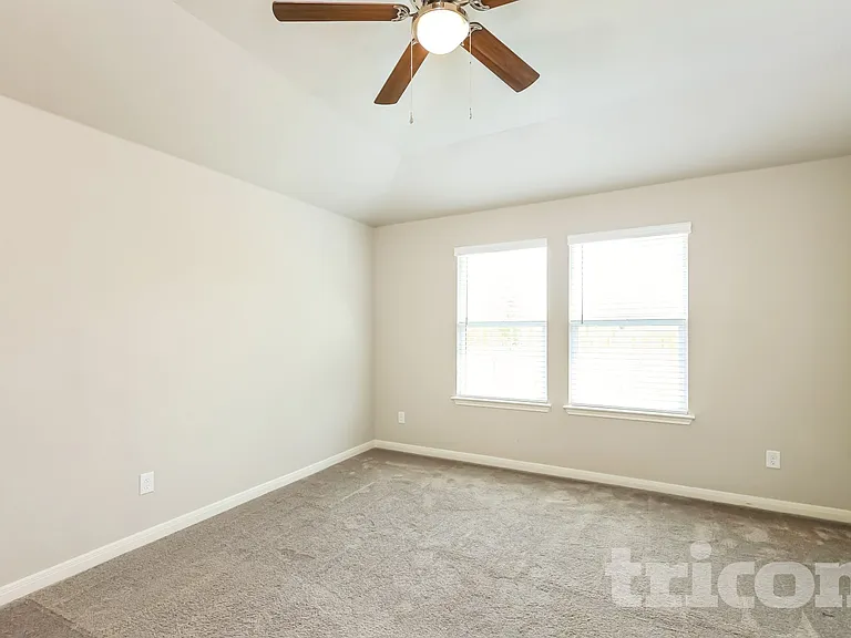 13519 Paxton Blvd — Photo 7