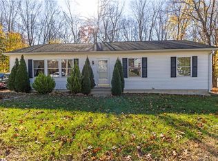 4 Railroad Ave, East Hampton, CT 06424