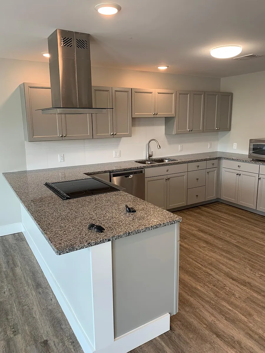 Building Photo - 1 Golden Leaf Blvd #200
