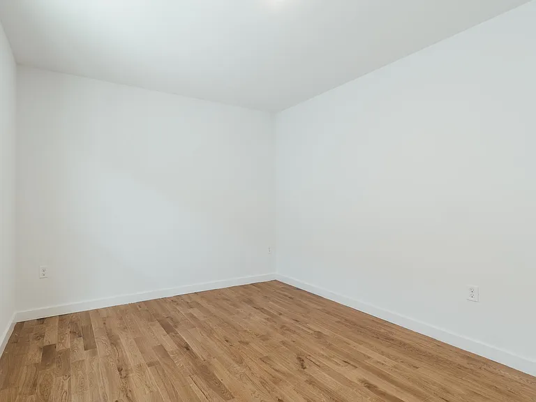 746 Seaport Dr #2 — Photo 26