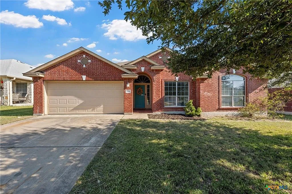 233 Memory Ln, Harker Heights — Photo 1