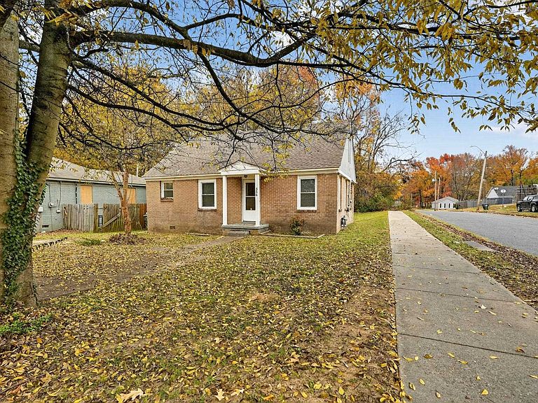 Listing photo 3