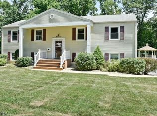 19 Reservoir Rd, Rockaway, NJ 07866