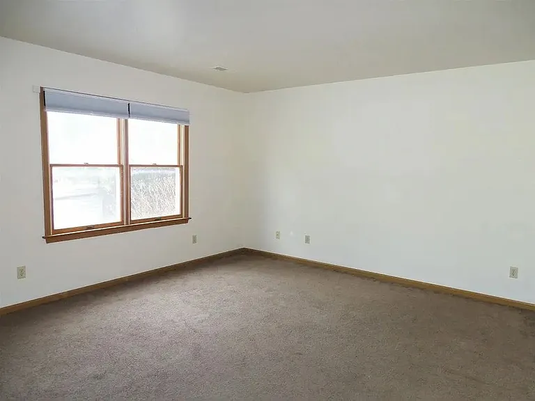 219 N Market St #106 — Photo 13