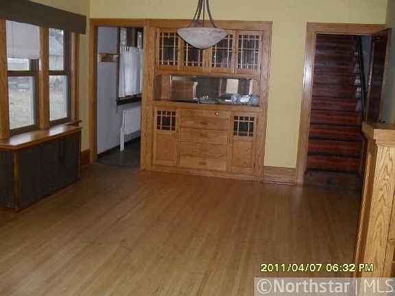 2nd image of 1081 Farrington St