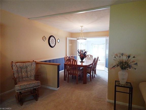 4th image of 28180 Gardenia Dr