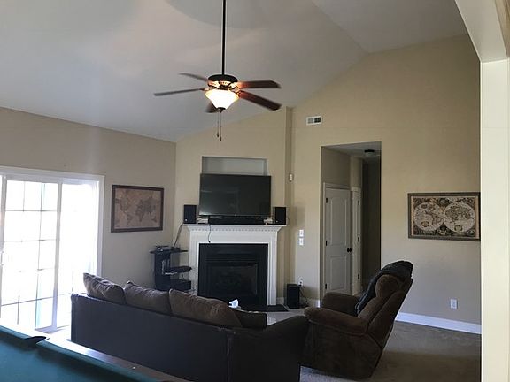 2nd image of 1020 Ellery Dr