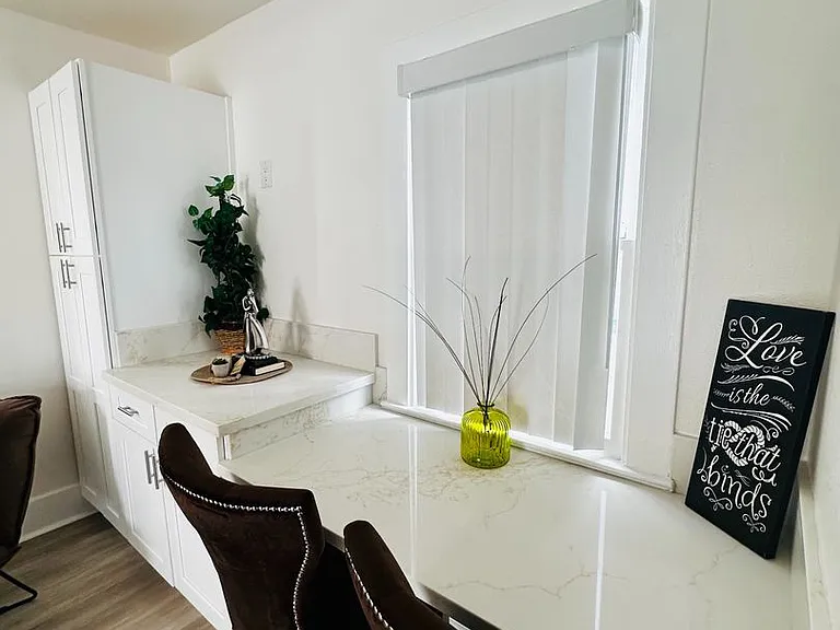 Stunning Brand-New Cottage in the Heart of North Park! — Photo 2