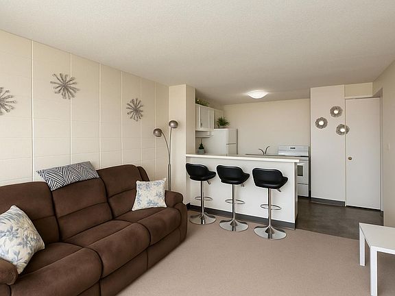 3rd image of 303-3104 Victoria Ave #303
