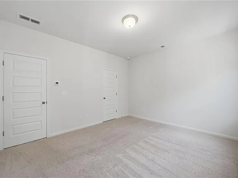 1670 Eagle Dr — Photo 33