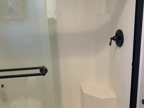 4th image of 61504 Diamond Lake Dr #2