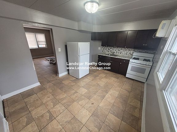 2nd image of 3824 25th Ave APT 7