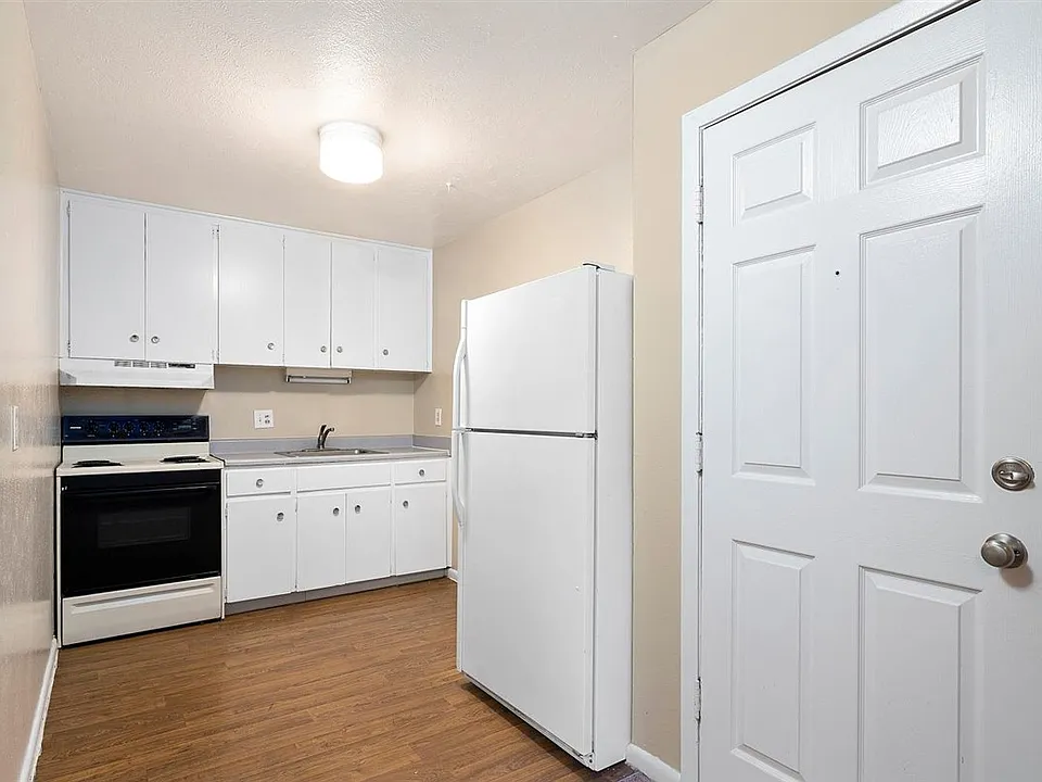 Downing Apartments