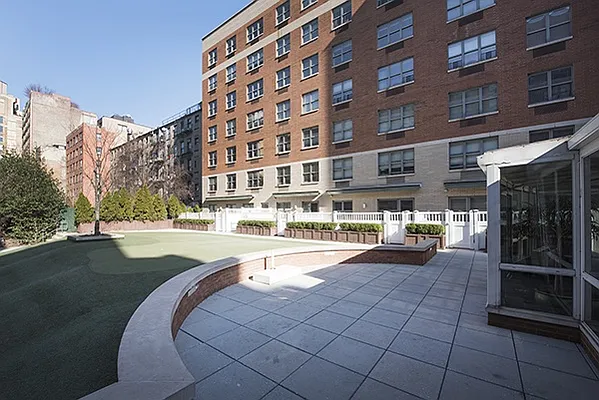 Sold by Nest Seekers International | media 15