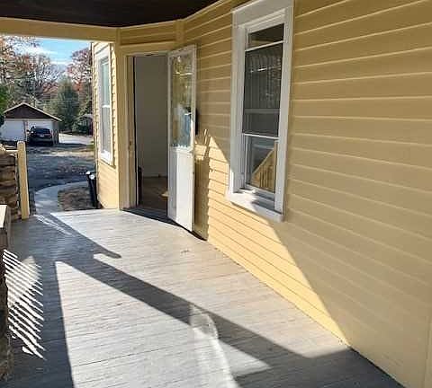 4th image of 343 Godwin Ave #1