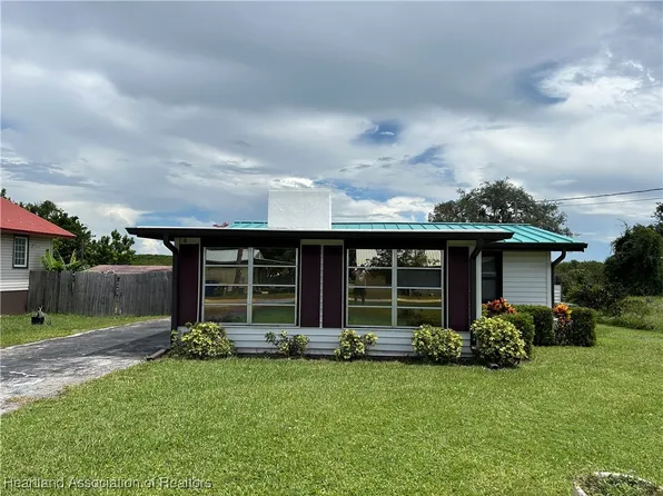 11 Mockingbird Rd, Lake Placid, FL 33852