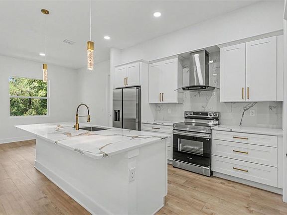 5th image of 1483 Holly Hill Rd
