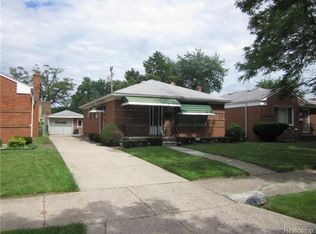 5810 Warwick St, Detroit, MI 48228