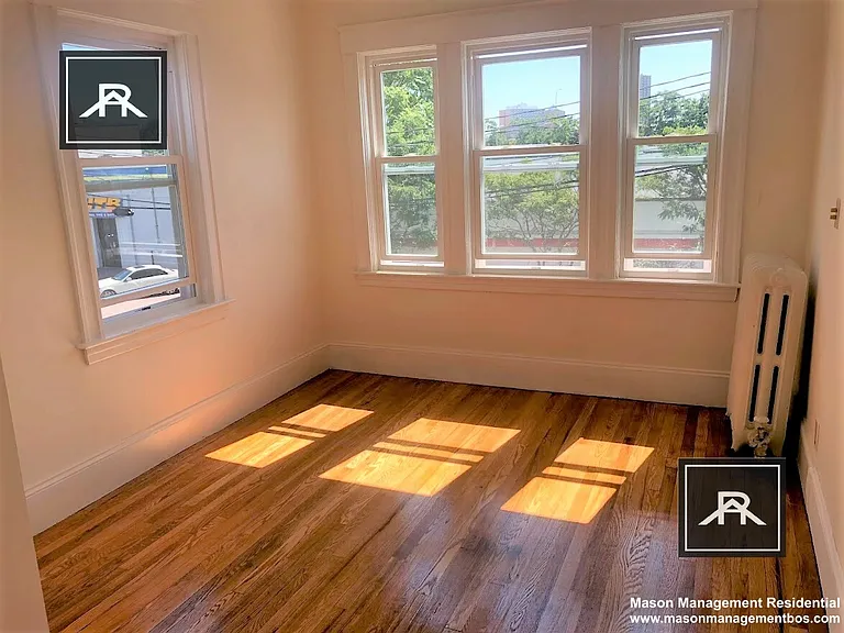 84 Empire St #2 — Photo 4