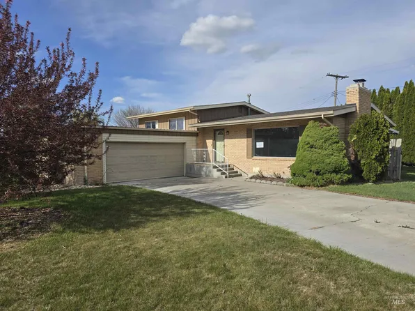 2863 Berkeley Ave, Burley, ID 83318
