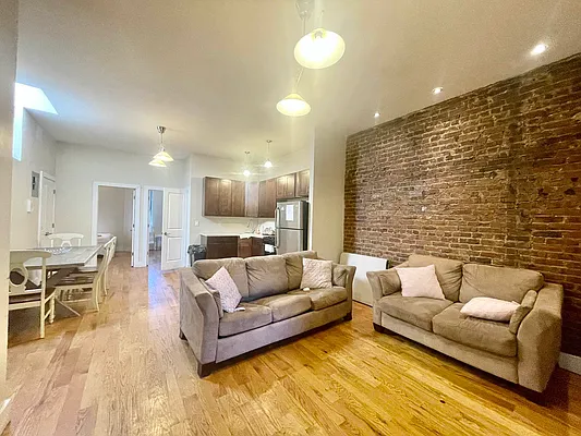 Rented by Doorway NYC, LLC | media 19