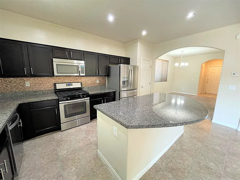 7063 Claythorn Rd — Photo 13